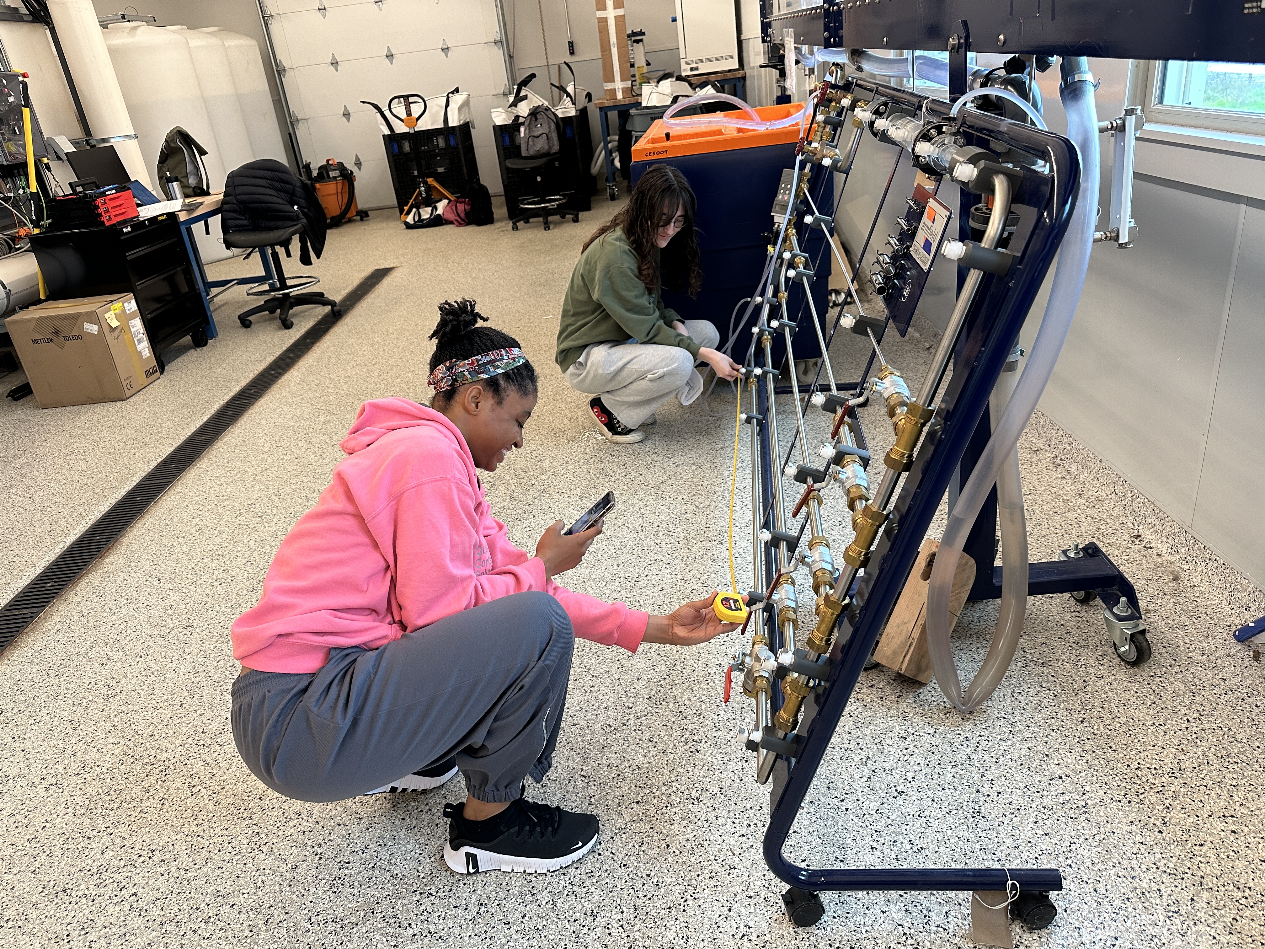 students working on pipeflow